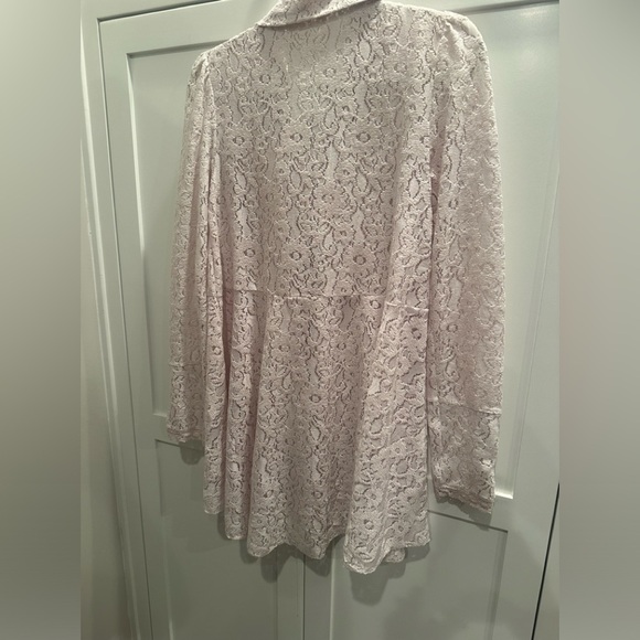 Free People Boho Soft Pink Lace Long Sleeve Button Up Shirt-Sz Med - Picture 3 of 13